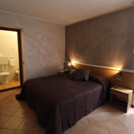 Hotel Avogadro Сан-Пеллегрино-Терме Экстерьер фото