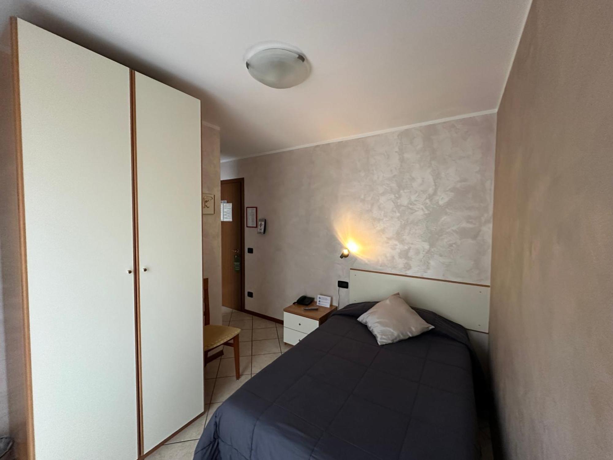 Hotel Avogadro Сан-Пеллегрино-Терме Экстерьер фото